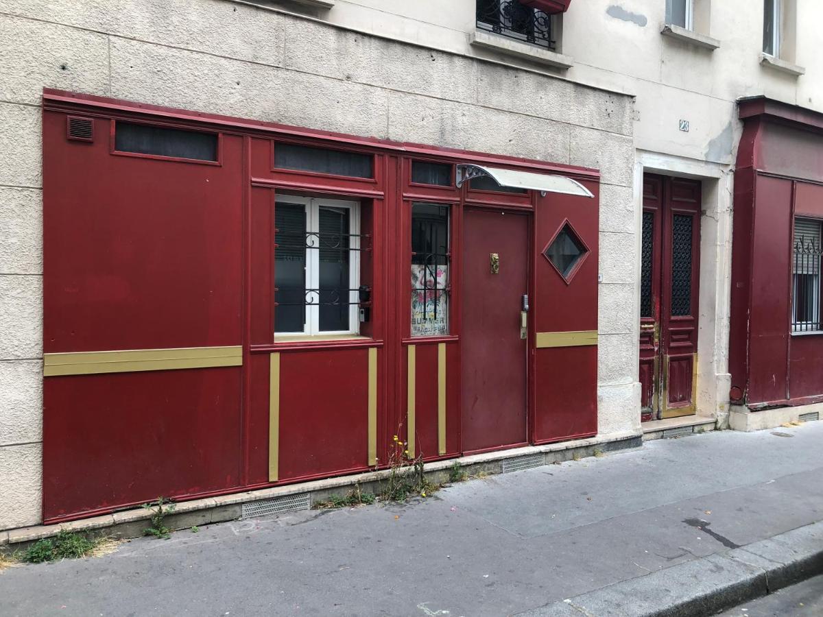 Familial Pour 2,3,4 Personnes De 44m2- Accessible Handic -rez De Chaussee-vues Sur Rue Et Patio Prive - Sejour, Separee-cuisine,salle De Bain,lit Double Et Canape-lit 2pers-entree De La Rue Berzelius-5 Minutes Du Metro Brochant-lig * Paris