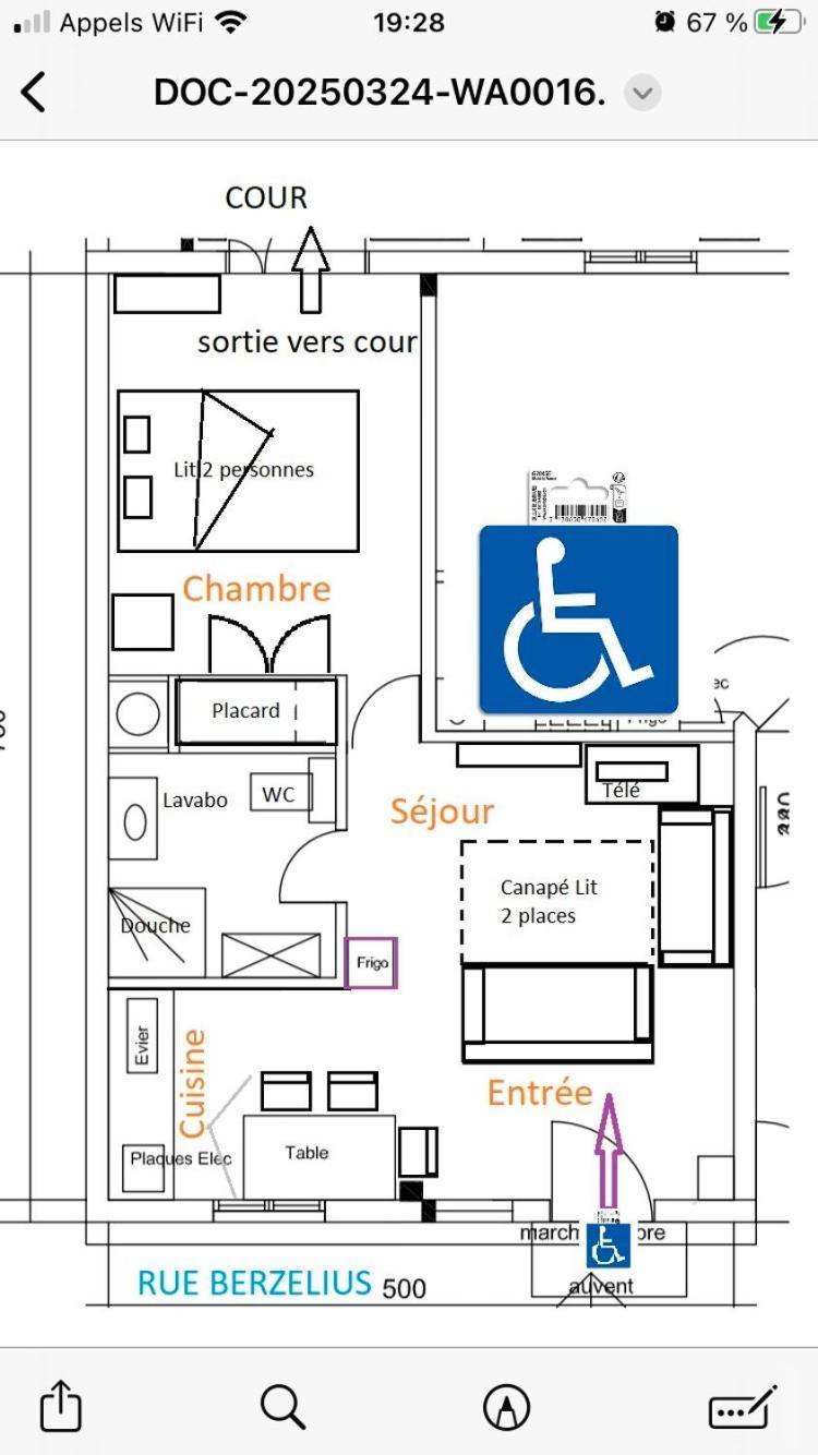 Familial Pour 2,3,4 Personnes De 44m2- Accessible Handic -rez De Chaussee-vues Sur Rue Et Patio Prive - Sejour, Separee-cuisine,salle De Bain,lit Double Et Canape-lit 2pers-entree De La Rue Berzelius-5 Minutes Du Metro Brochant-lig * Paris